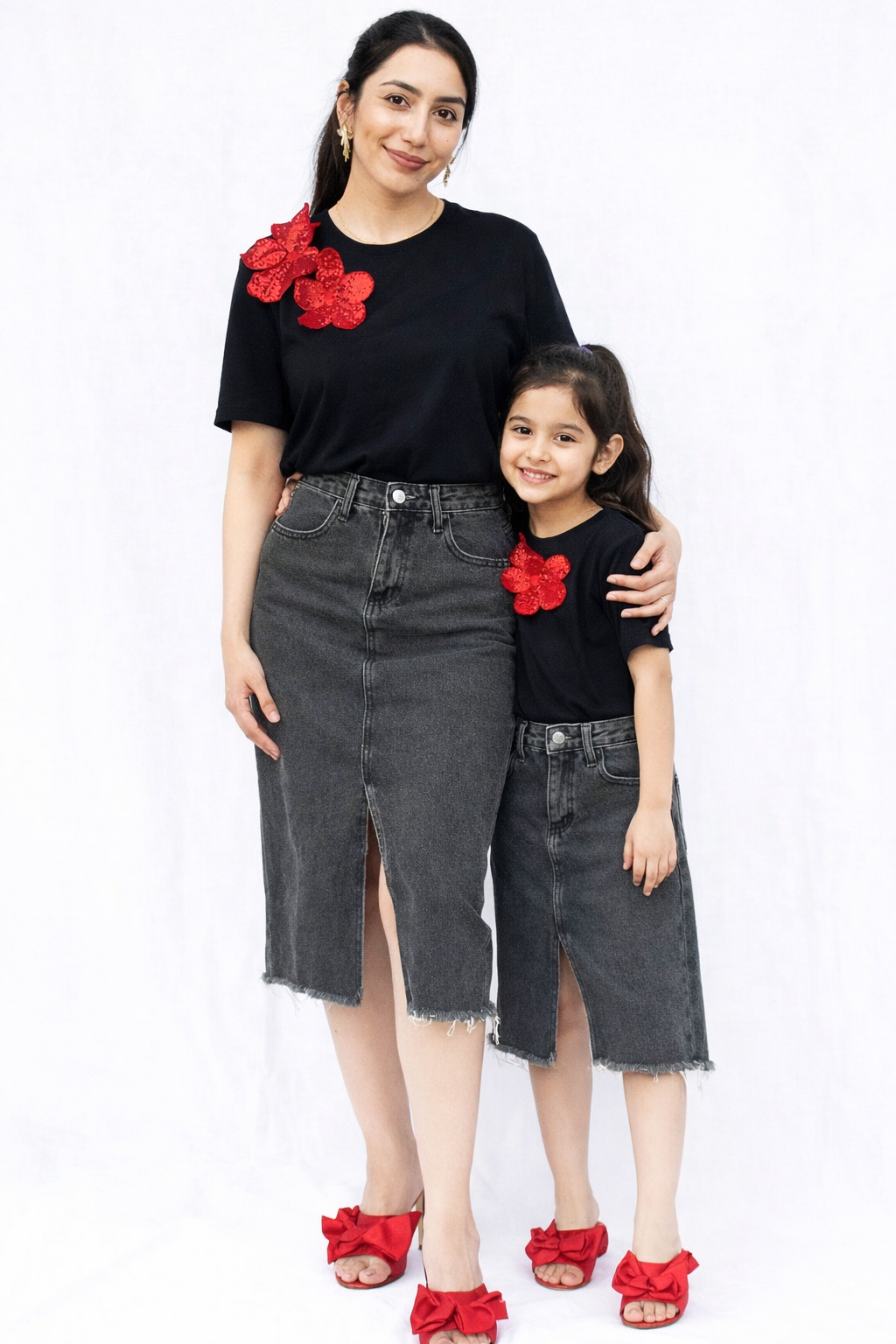 Black Tshirt With Red Sequin Flowers (Pack of 2 T-shirt)