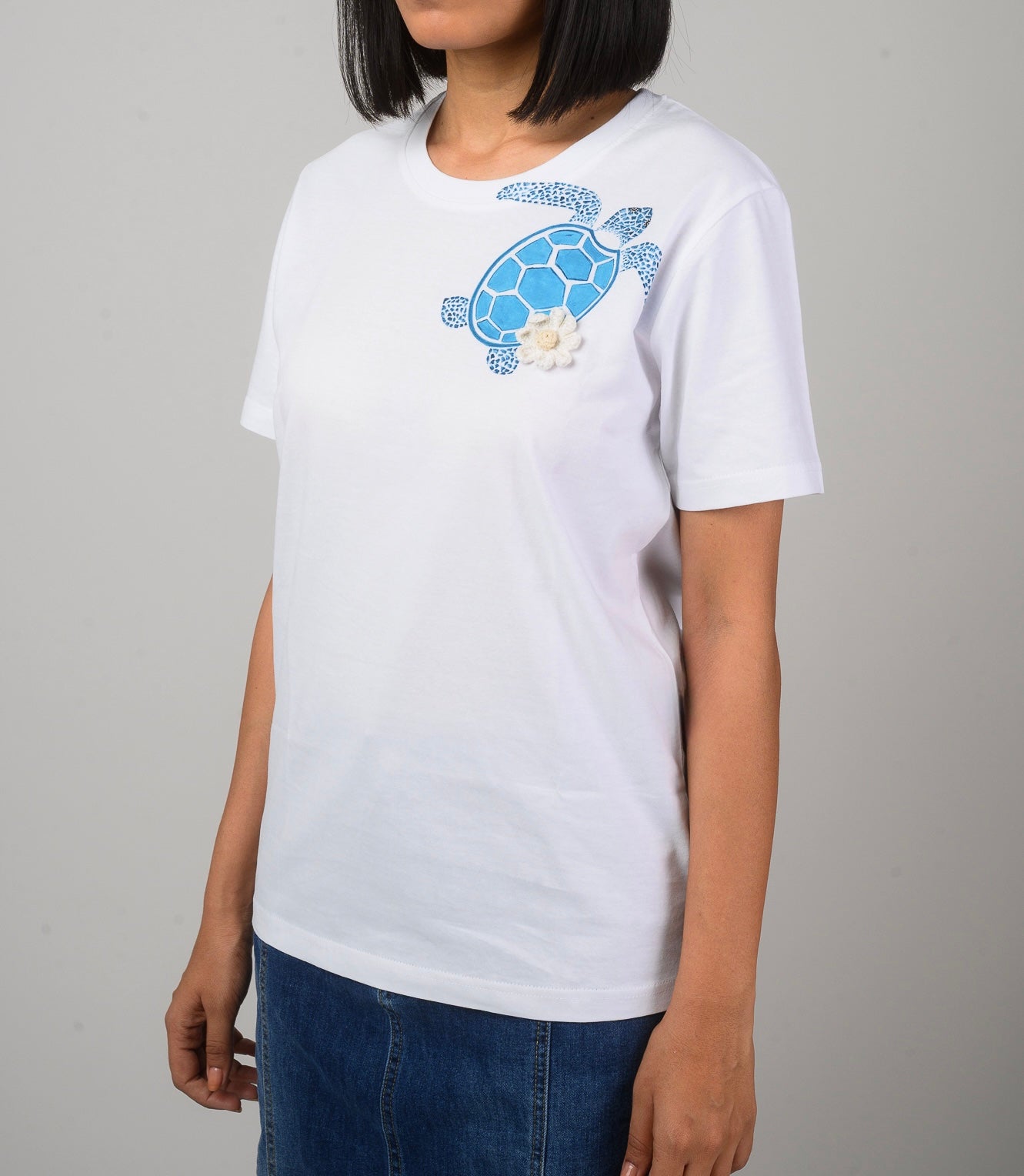Turtle Bloom Tee