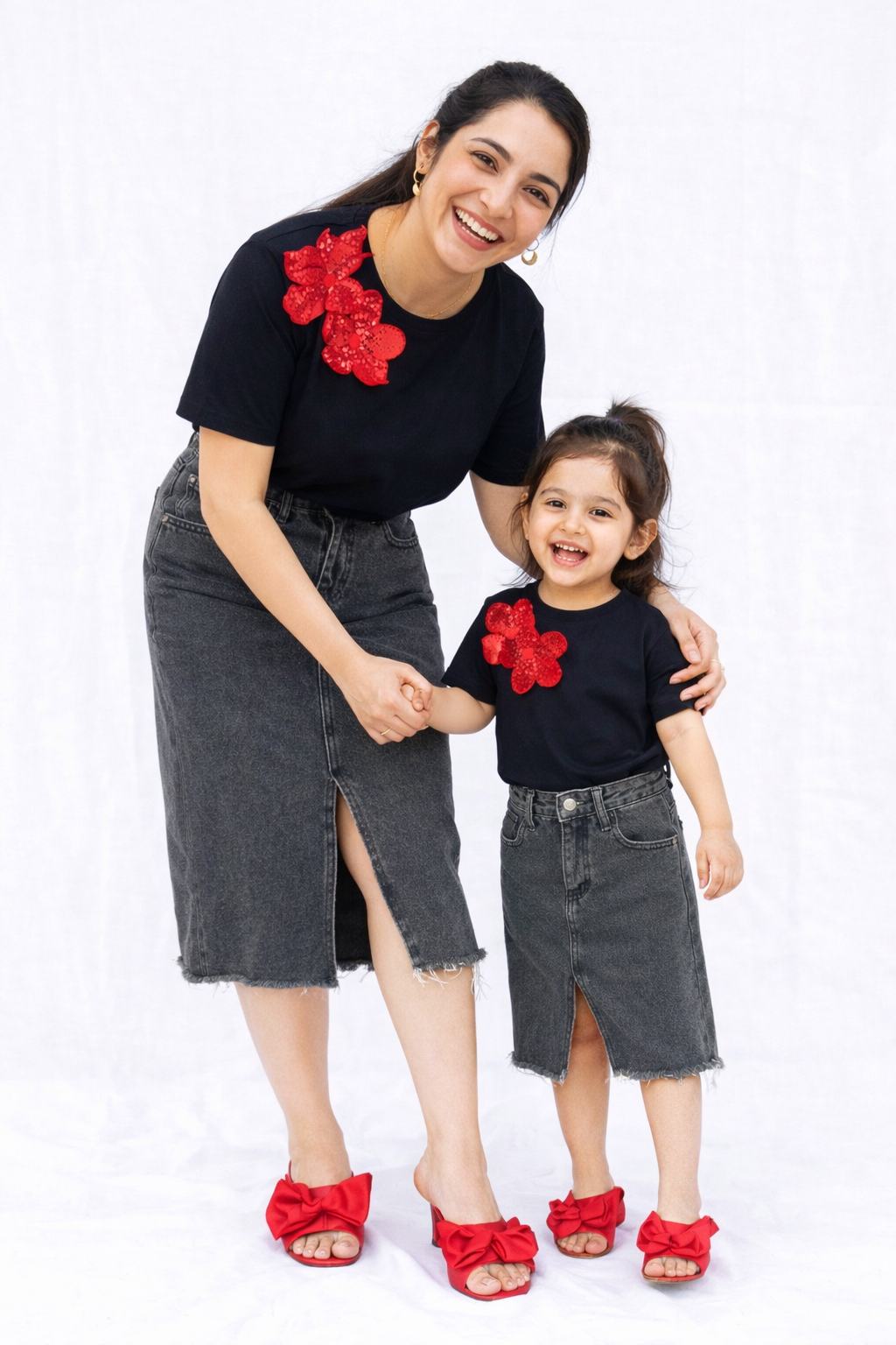 Black Tshirt With Red Sequin Flowers (Pack of 2 T-shirt)